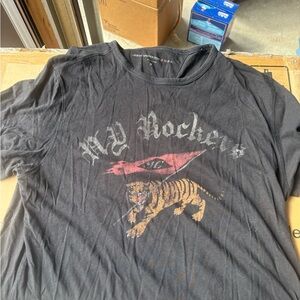 JOHN VARVATOS T SHIRT!!